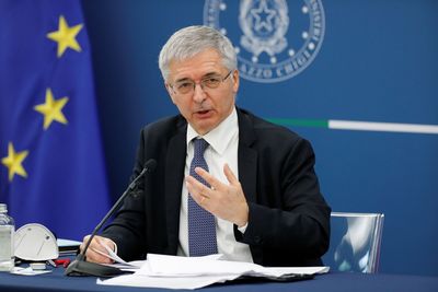 Italy to lend Ukraine 200 million euros, Finance Minister says