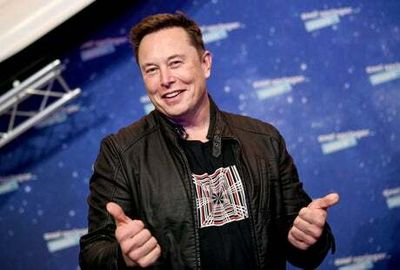 Elon Musk denies sexually harassing attendant on SpaceX private jet in 2016