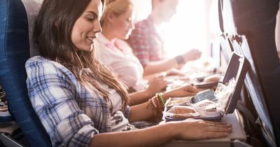 Passenger stunned as mum tells him not to eat food near her child during flight