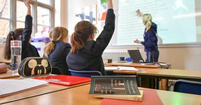 Schools told to Google new teachers to improve safeguarding