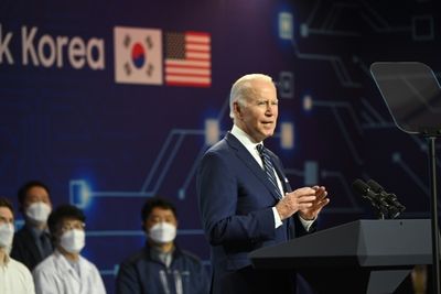 Biden opens SKorea trip at Samsung plant as NKorea nuclear fears mount