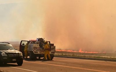 US forest chief calls for pause of prescribed fires