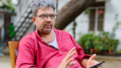 Offensive comments on shivling: Delhi University professor Ratan Lal arrested for social media post