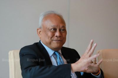 Rabble-rouser Suthep calls for a 'truly independent' governor