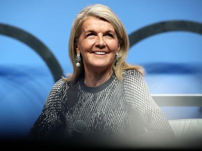 Women send Libs 'powerful' message: Bishop