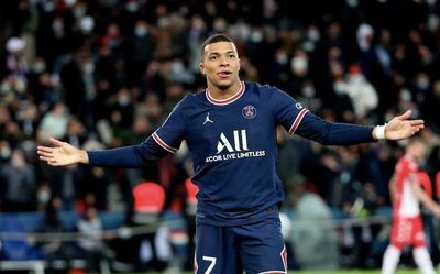 Kylian Mbappé saga set to end with PSG extension, reports Fabrizio Romano, L’Equipe