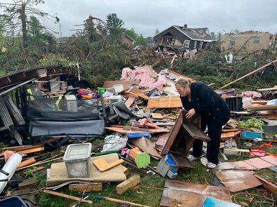 Police report 2nd death from tornado in northern Michigan