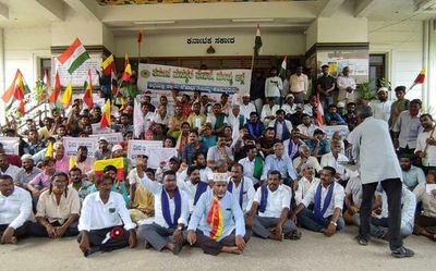 ‘Ban entry of two Hindutva leaders into Mandya’