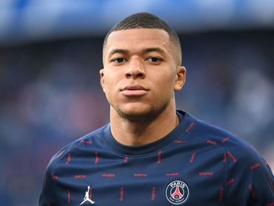 Kylian Mbappe to sign new PSG contract, ending speculation over his future