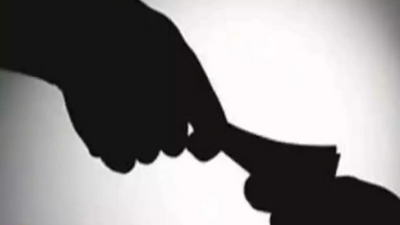 Former Tamil Nadu minister in spotlight for bribery charges of Rs 27.9 crore