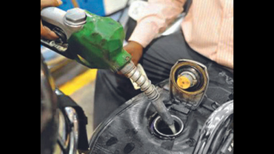 Petrol, diesel to be cheaper from today in Gujarat