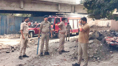 Earthmover hits wall, 2 killed in Ahmedabad