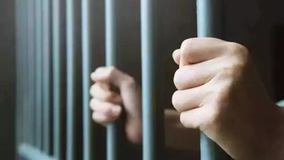 Ghaziabad: Man gets 7 years in jail for firing at cops in 2008