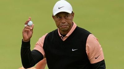 Golf World Reacts to Tiger’s Laborious Third Round, PGA Withdrawal