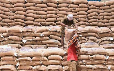 Centre hikes monthly allocation of rice to Tamil Nadu by about 22,115 tonnes