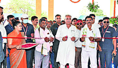 Chhattisgarh CM Bhupesh Baghel transfers Rs 1.8k crore to Nyay beneficiaries