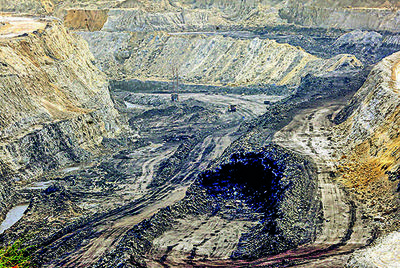 Jharkhand CM Hemant Soren orders fortnight-long drive to curb illegal mining