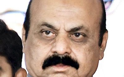 Coordinate with Maharashtra officials to counter threat of flooding: Bommai