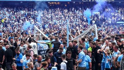 Manchester City claim Premier League title on dramatic final day of action