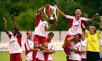 Bend It Like Beckham: 20 Years On review – this lighthearted doc made me rewatch the film (and weep)