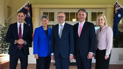 Who are the other four Labor ministers sworn in on Monday?