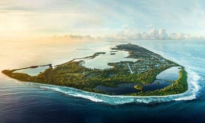 Sinking Maldives plans to reclaim land from the ocean