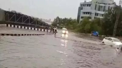 Heavy rain leads to traffic snarls in Gurugram
