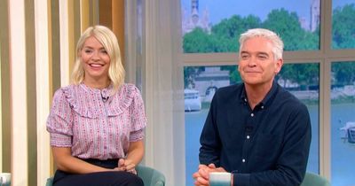 Holly Willoughby emotional as This Morning announces major move as show to air live from Buckingham Palace