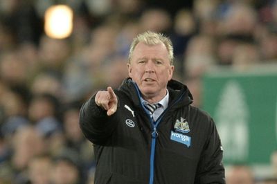 McClaren returns to Man Utd as assistant coach