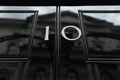 No 10 admits it did instigate meeting between Boris Johnson and Sue Gray