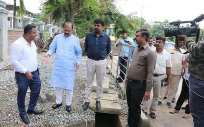 Minister visits rain-hit areas in Shivamogga