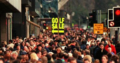 The weird Edinburgh Golf Sale signs that left locals scratching their heads