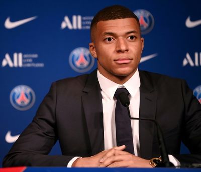 Mbappe says he will not overstep role as a player under PSG deal