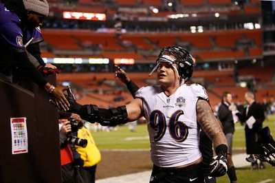 Grading the Ravens’ signing of DL Brent Urban