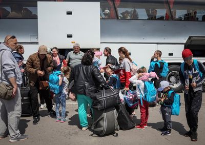 Lithuania calls on EU to provide cash for Ukrainian refugees