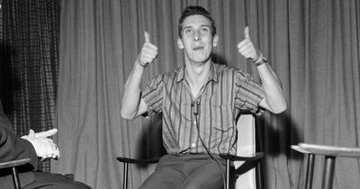 Man who posted himself home from Australia looking to thank two Irishmen who nailed box shut