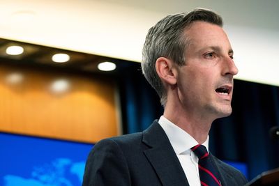 U.S. warns companies of 'reputational risks' of doing business in Sudan