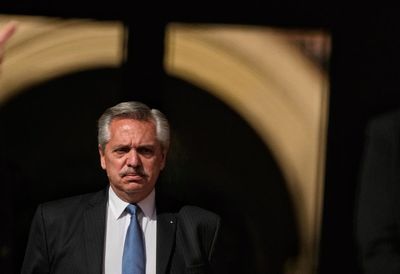 Argentine president to pay fine for party during quarantine