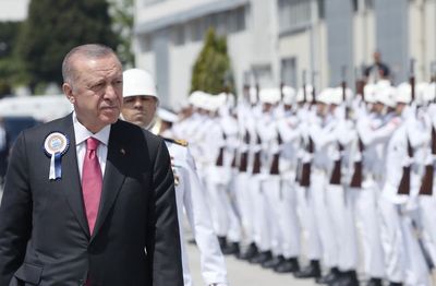 Turkey's Erdogan threatens new incursion into Syria