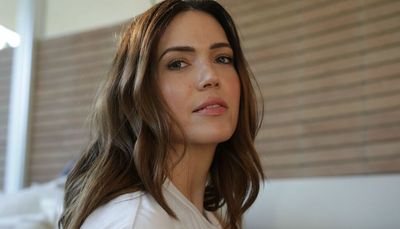 As ‘This Is Us’ ends, Mandy Moore resumes life as a musician on the road