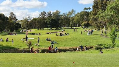 Northcote golfers forced to share course with the public after Darebin Council ruling