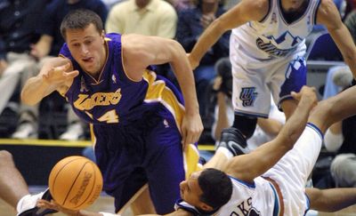 Former Laker is selling his championship rings to support Ukraine