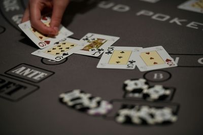 Ukraine's poker aces hope to deliver a winning hand for war-torn country