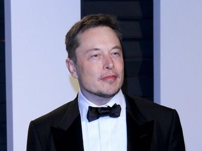 'Sexual Misconduct Claims False:' Elon Musk Gets Backing From SpaceX President