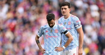 Bruno Fernandes 'problem' leaves Man Utd dressing room concerned as Erik ten Hag arrives