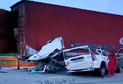 UP: Five killed, six injured as SUV rams into container in Bulandshahr