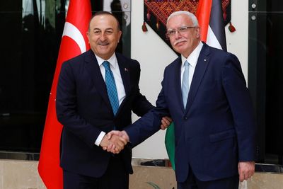 Turkish foreign minister heads to Palestinian territories, Israel