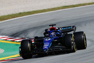 Albon "couldn't drive slow enough" with Spain F1 tyre degradation