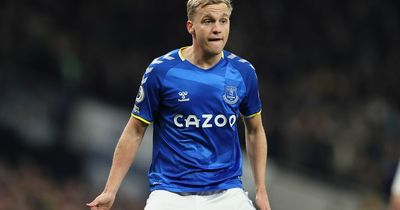 Donny van de Beek sends Everton message ahead of Manchester United return