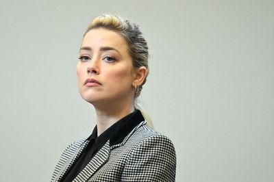 Amber Heard faces ‘culture’s wrath’ at trial: Death threats, taunting Depp fans, shirts branding her a liar